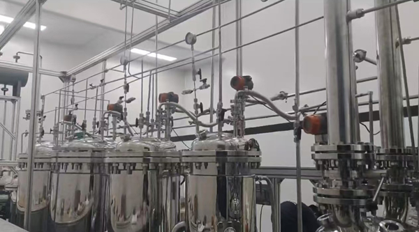 半導體材料精餾設備